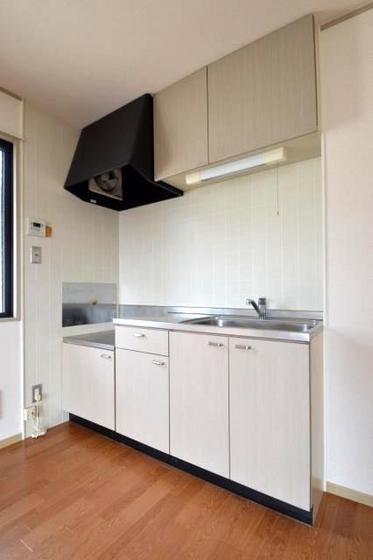 �y�L�b�`���z�@