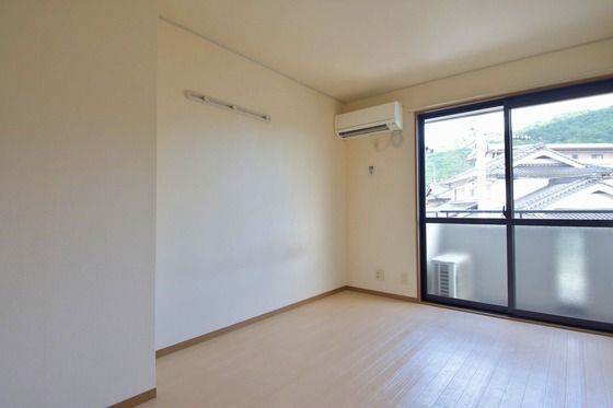 �y���̑������E�X�y�[�X�z�@