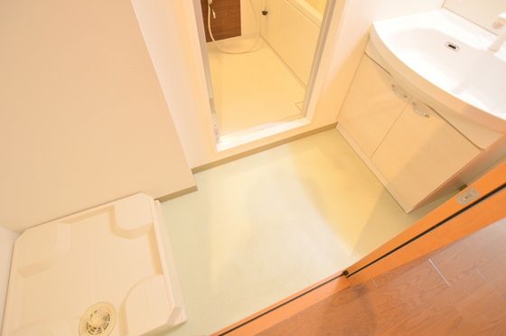 �y���̑��ݔ��z�@