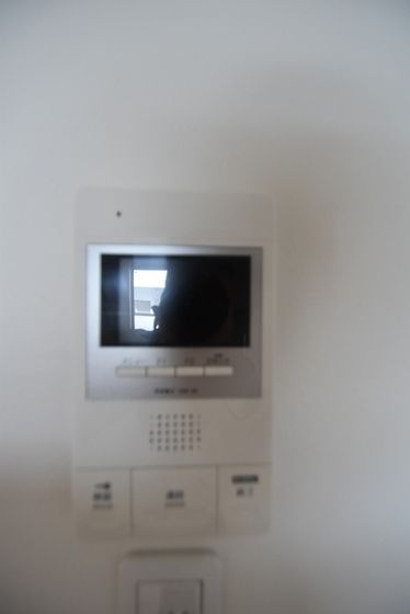 �y�Z�L�����e�B�z�@