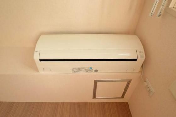 �y���̑��ݔ��z�@