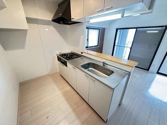 �y�����E���r���O�z�@�����t�����m�x�[�V����1�k�c�j