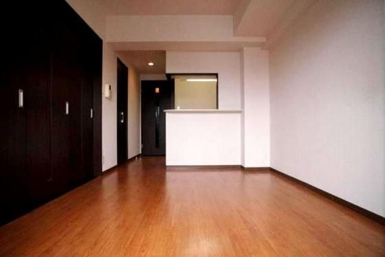 �y�����E���r���O�z�@