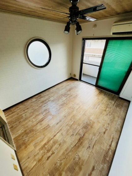 �y���̑������E�X�y�[�X�z�@