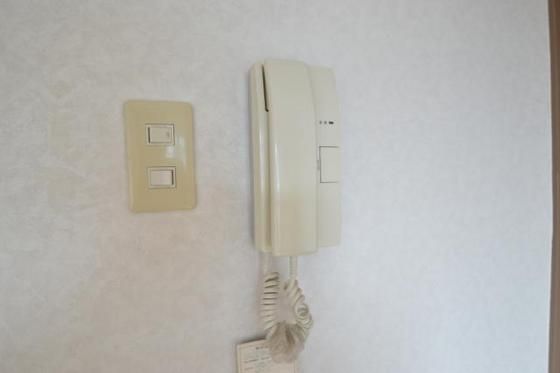 �y�Z�L�����e�B�z�@�C���^�[�z��