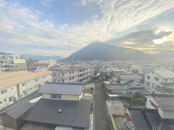 �y���]�z�@�T�K����̒��]��