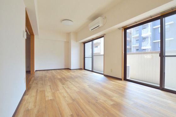 �y���̑������E�X�y�[�X�z�@�m���t���[�����O11.4���A�x�b�h���\�t�@���������z�u�_(^o^)�^