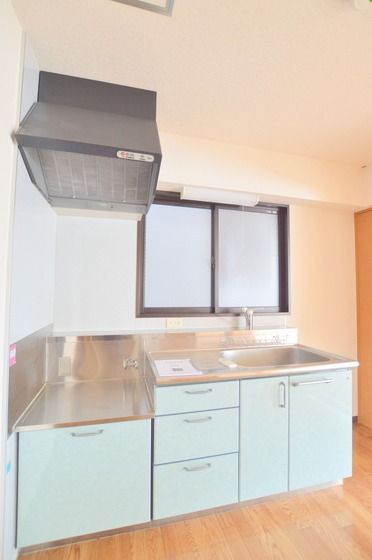 �y�L�b�`���z�@�_�C�j���O��6.1���E2���R�����̍L�X�L�b�`����