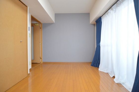 �y���̑������E�X�y�[�X�z�@