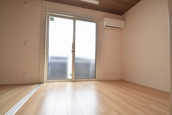 �y���̑������E�X�y�[�X�z�@