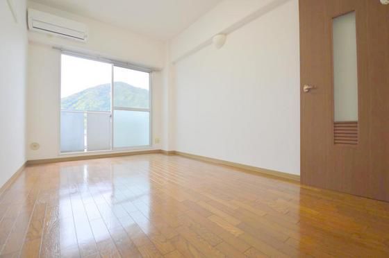 �y���̑������E�X�y�[�X�z�@