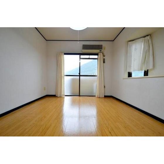 �y���̑������E�X�y�[�X�z�@