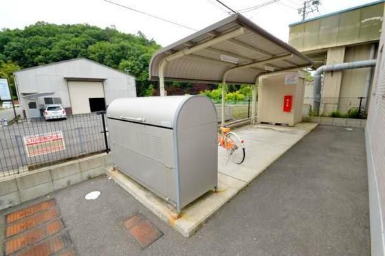 �S�~�u����A���֏�