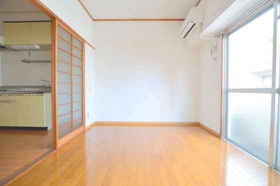 �y���̑������E�X�y�[�X�z�@