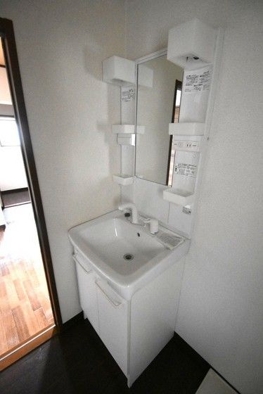 �y���ʏ��z�@