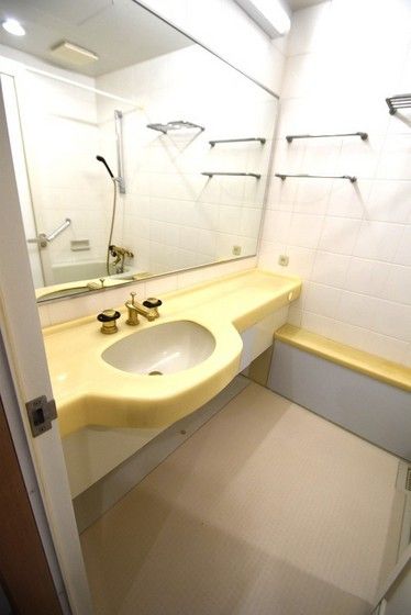 �y���ʏ��z�@