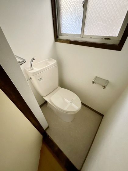 �y�g�C���z�@