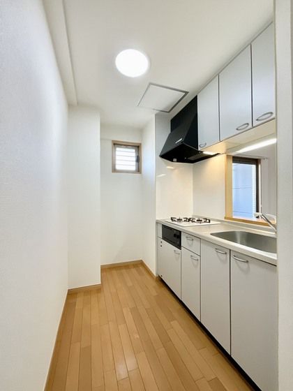 �y�L�b�`���z�@