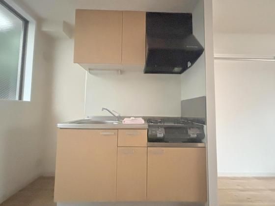 �y�L�b�`���z�@