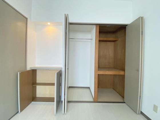 �y���[�z�@