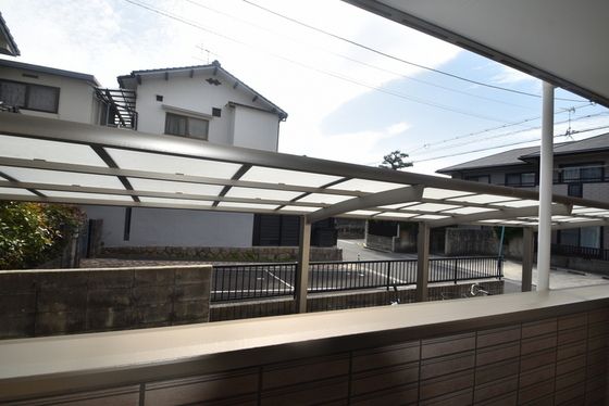 �y���]�z�@