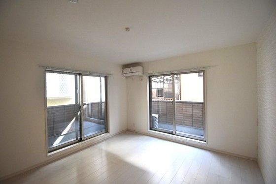 �y���̑������E�X�y�[�X�z�@