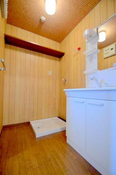 �y���ʏ��z�@