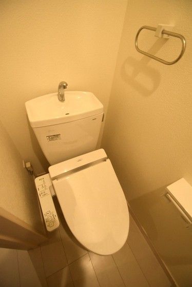 �y�g�C���z�@