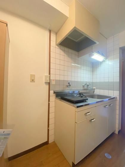 �y�L�b�`���z�@