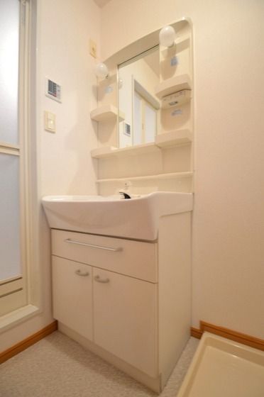 �y���ʏ��z�@