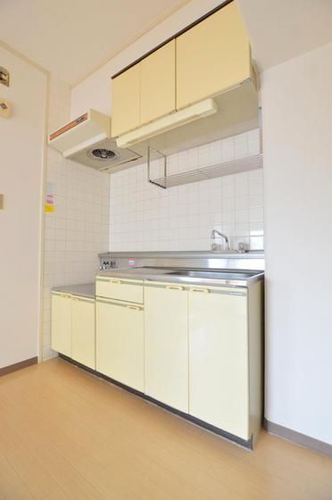 �y�L�b�`���z�@