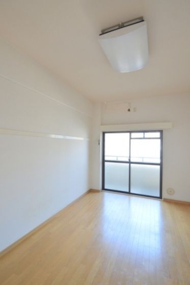 �y�����E���r���O�z�@�m����7.5���E�G�A�R���E�Ɩ��t��