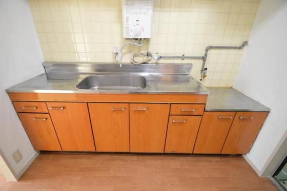 �y�L�b�`���z�@