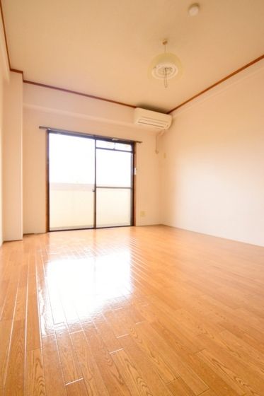 �y���̑������E�X�y�[�X�z�@