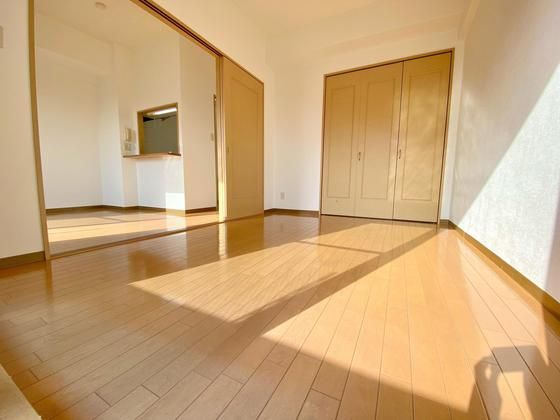 �y���̑������E�X�y�[�X�z�@