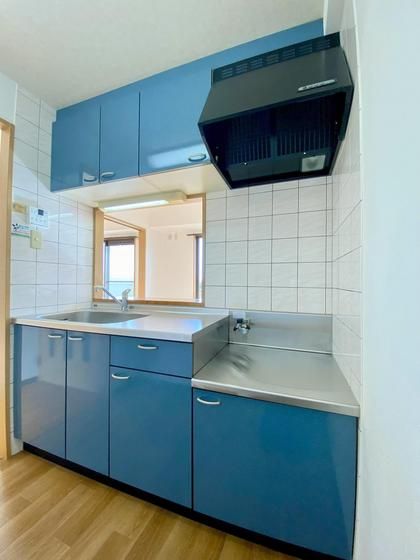 �y�L�b�`���z�@