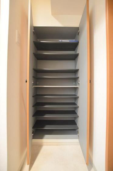 �y���ցz�@��e�ʂ̃V���[�Y�{�b�N�X