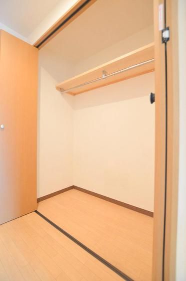 �y���[�z�@�N���[�[�b�g