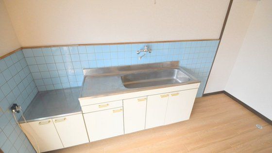 �y�L�b�`���z�@