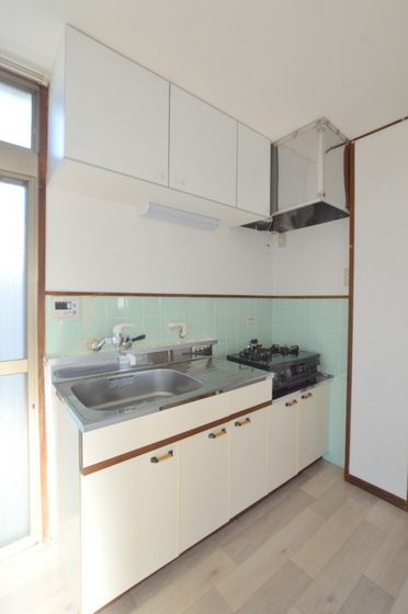 �y�L�b�`���z�@