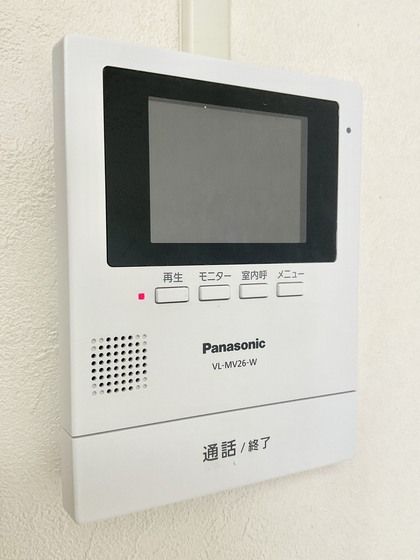 �y�Z�L�����e�B�z�@