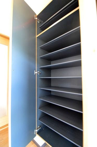 �y���[�z�@��e�ʃV���[�Y�{�b�N�X