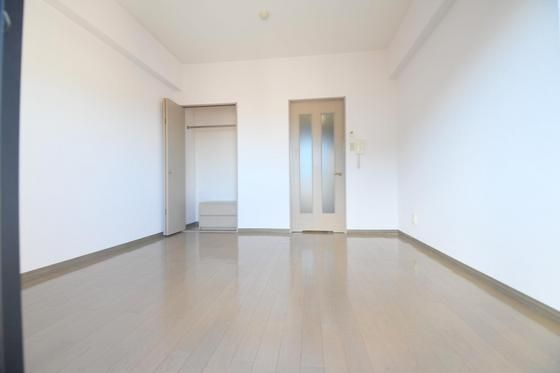 �y���̑������E�X�y�[�X�z�@8���̗m���̓x�b�h��\�t�@�[���u���܂�!(^^)!