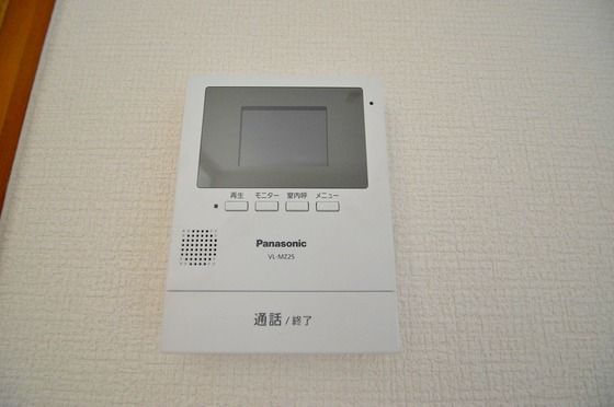 �y�Z�L�����e�B�z�@���j�^�[�t�H��