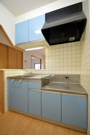 �y�L�b�`���z�@