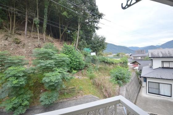 �y���]�z�@