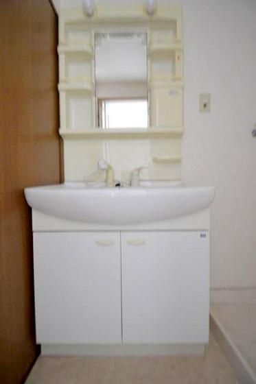 �y���ʏ��z�@