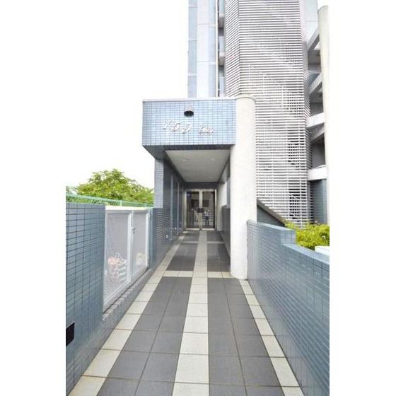 �G���g�����X