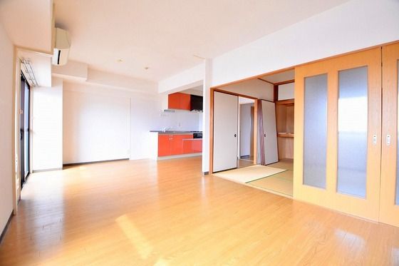 �y���̑������E�X�y�[�X�z�@