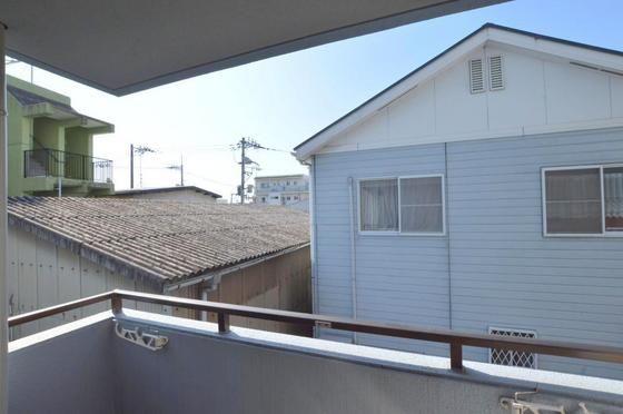 �y���]�z�@